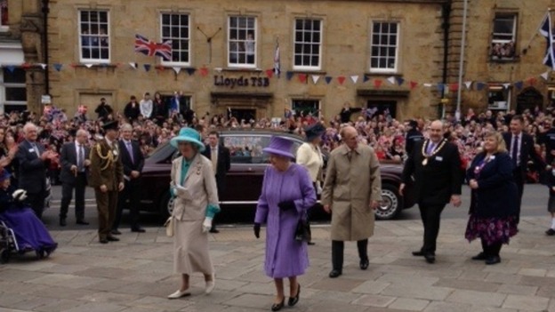 Queen in Crewkerne
