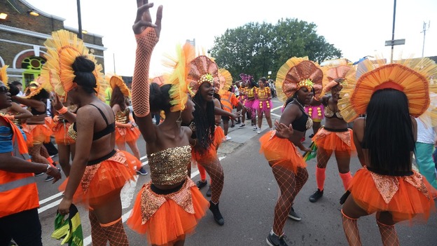 Entertainers at Carnival