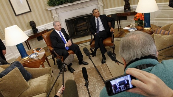 Barack Obama and Benjamin Netanyahu face the media after talks at the White House