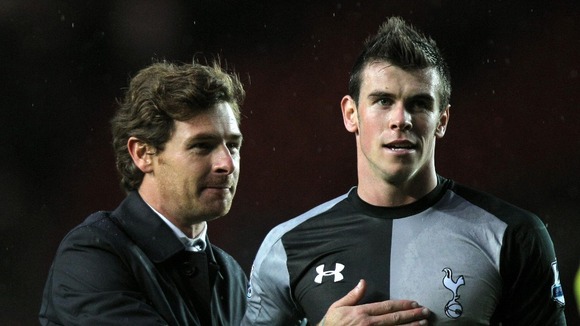 Tottenham Hotspur's manager Andre Villas Boas and Gareth Bale