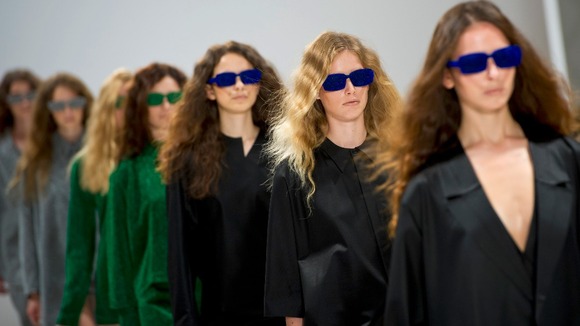 Yifang Wan models