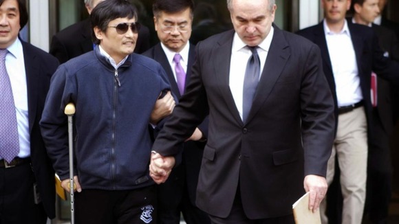 Chen at the US embassy with assistant Secretary of State Kurt Campbell