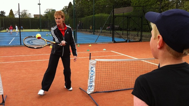 Judy Murray coaches kids in charity event