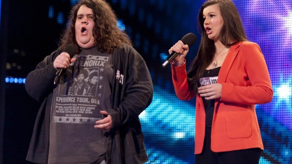 Singing duo Jonathan and Charlotte