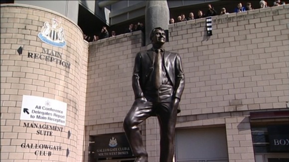Statue of Sir Bobby Robson