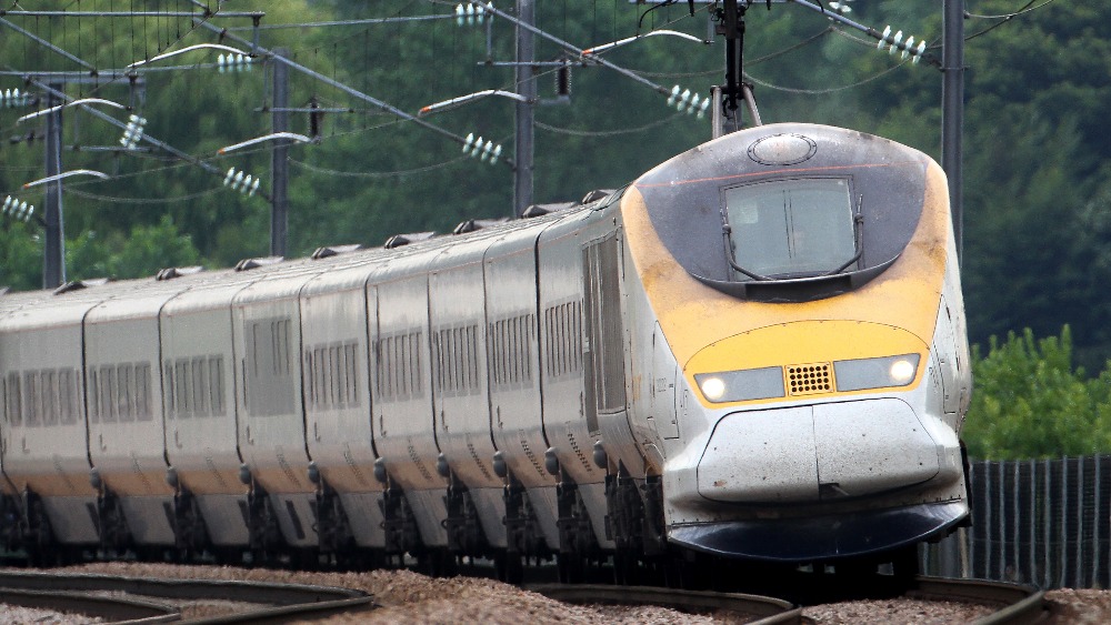 show topic travel from amsterdam london train show topic travel from amsterdam london train
