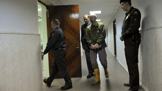 Bail hearing for Greenpeace activist Frank Hewetson.