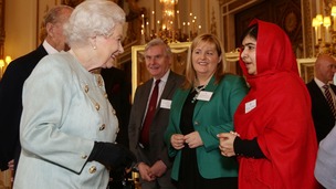 Pakistani teenager Malala meets the Queen at Buckingham Palace