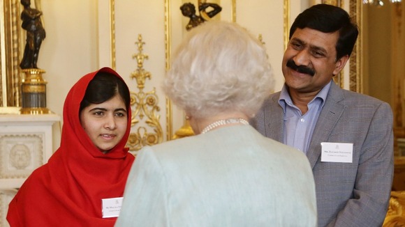 Malala and her father Ziauddin spoke to the Queen about her past visits to Pakistan. .