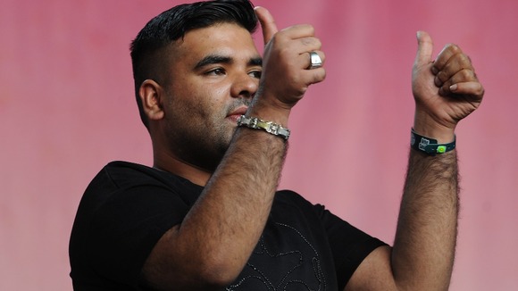Naughty Boy has bagged the gong for best video at the MOBO awards.