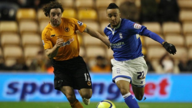 Stephen Hunt competes for the ball alongside former Birmingham City winger Nathan Redmond, now at rivals Norwich City.