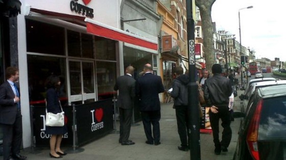 RBS boss Stephen Hester takes stroll down Streatham High street
