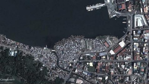 Before (above) and after Typhoon Haiyan in an area of Tacloban City