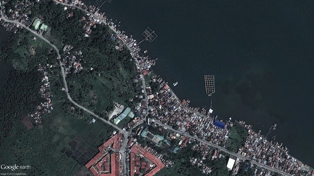 Before (above) and after Typhoon Haiyan in an area of Tacloban City