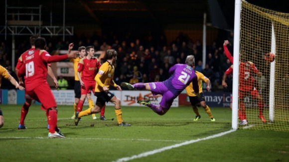 Luke Berry fires the U's into the second round.