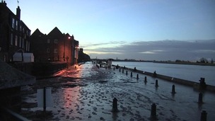 A scene of tranquility in King's Lynn this morning after last night's surge.