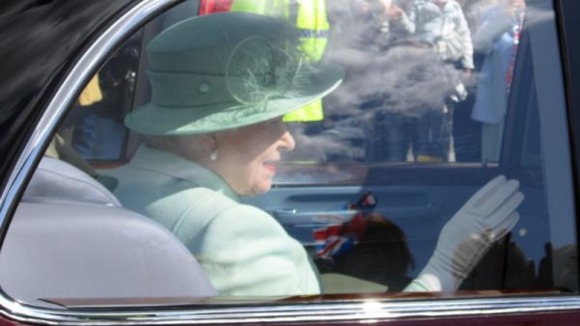 The Queen arrives in Burnley
