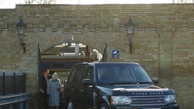 The Range Rover prepares to take the Queen to Sandringham.