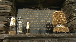 Plaque and tributes
