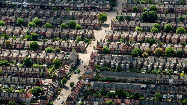 Do You Know Your Neighbours: Tonight ITV 7.30pm.