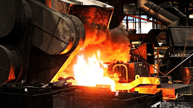 A fifth of manufacturing firms surveyed said they planned 'significant' investment in 2014