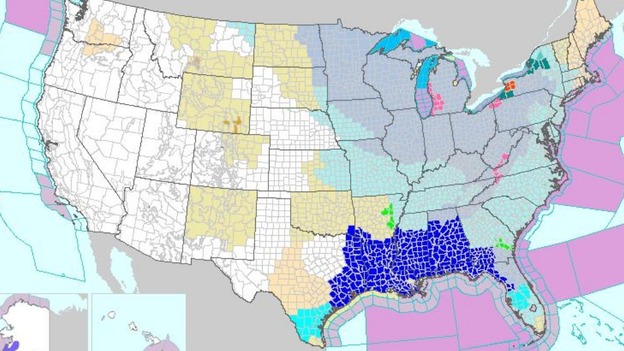 Large parts of the eastern US have been issued freeze warnings (coloured blue)