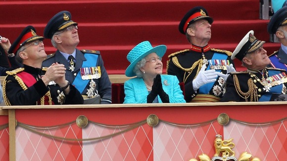 Queen watching show