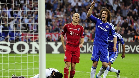 Bayern Munich's Arjen Robben stands dejected after failing to score from the penalty spot