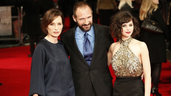 Kristin Scott Thomas, Ralph Fiennes, and Felicity Jones