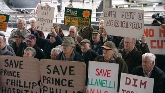 Llanelli hospital protest, downgrading, Prince Philip Hospital