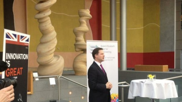 Nick Clegg, framed by 'bitter and twisted' sandstone statue raises BayernM/Chelsea