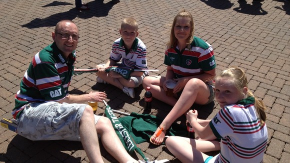 Leicester Tigers fans Twickenham