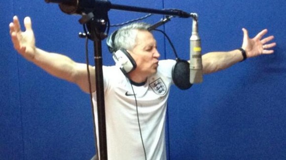 Gary Barlow and Gary Lineker take a moment for a photo during recording