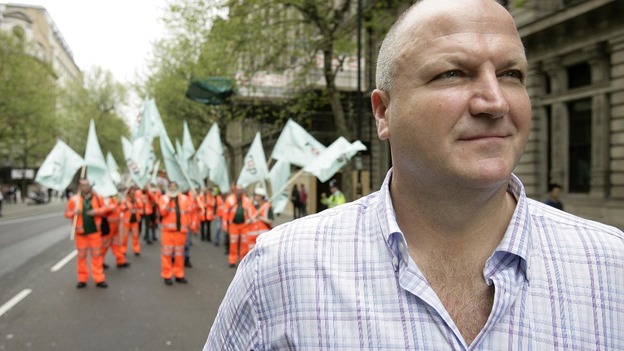Bob crow pictured with members of the RMT Union in 2005.