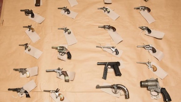 guns