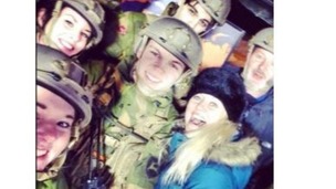 Soldiers with NRK TV staff.