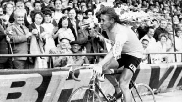Jacques Anquetil performs a lap of honour at the Parc des Princes