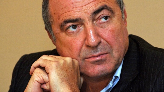 A psychiatrist says Boris Berezovsky believed enemies in Russia were trying to make him homeless.