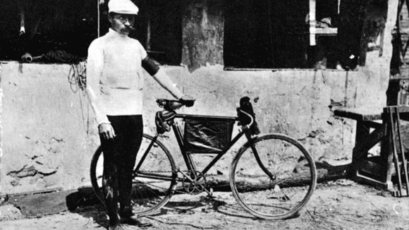 Maurice Garin, the winner of the first Tour de France