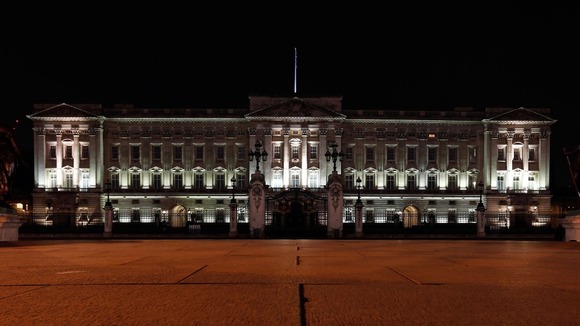 Buckingham Palace before Earth Hour