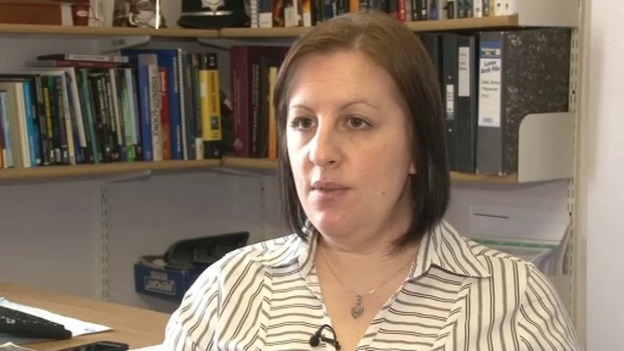 Dr Lisa Smith.