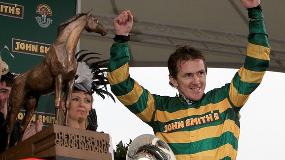 Can Tony McCoy replicate his 2010 win on Double Seven?
