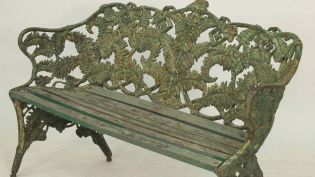 Wood summer seat
