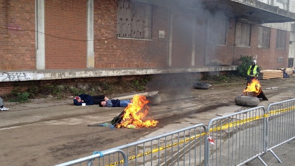 More than 100 actors represent casualties in the test exercise