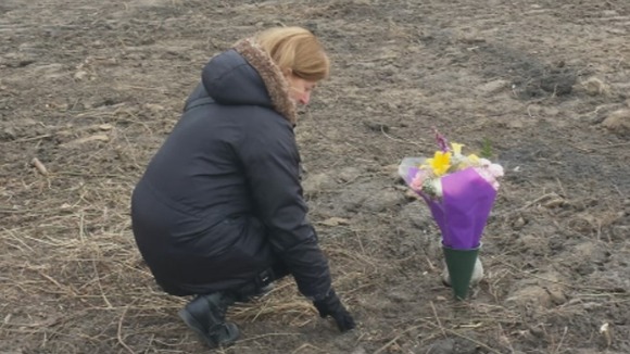 Elaine Joseph finally sees her daughter Tomika's grave.