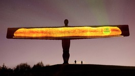 Angel with projected baguette