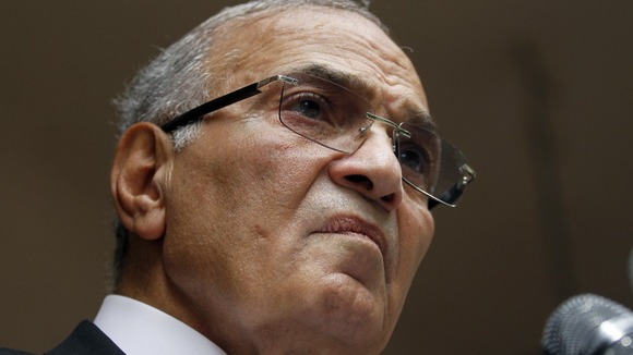 Mr Shafiq's campaign headquarters in the cities of Fayyoum and Hurghada were attacked and damaged on Saturday night.