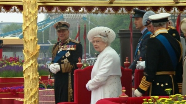 The Queen aboard the Spirit of Chartwell