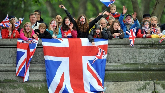 Crowds along the Thames
