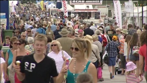 crowds at Bath and West show